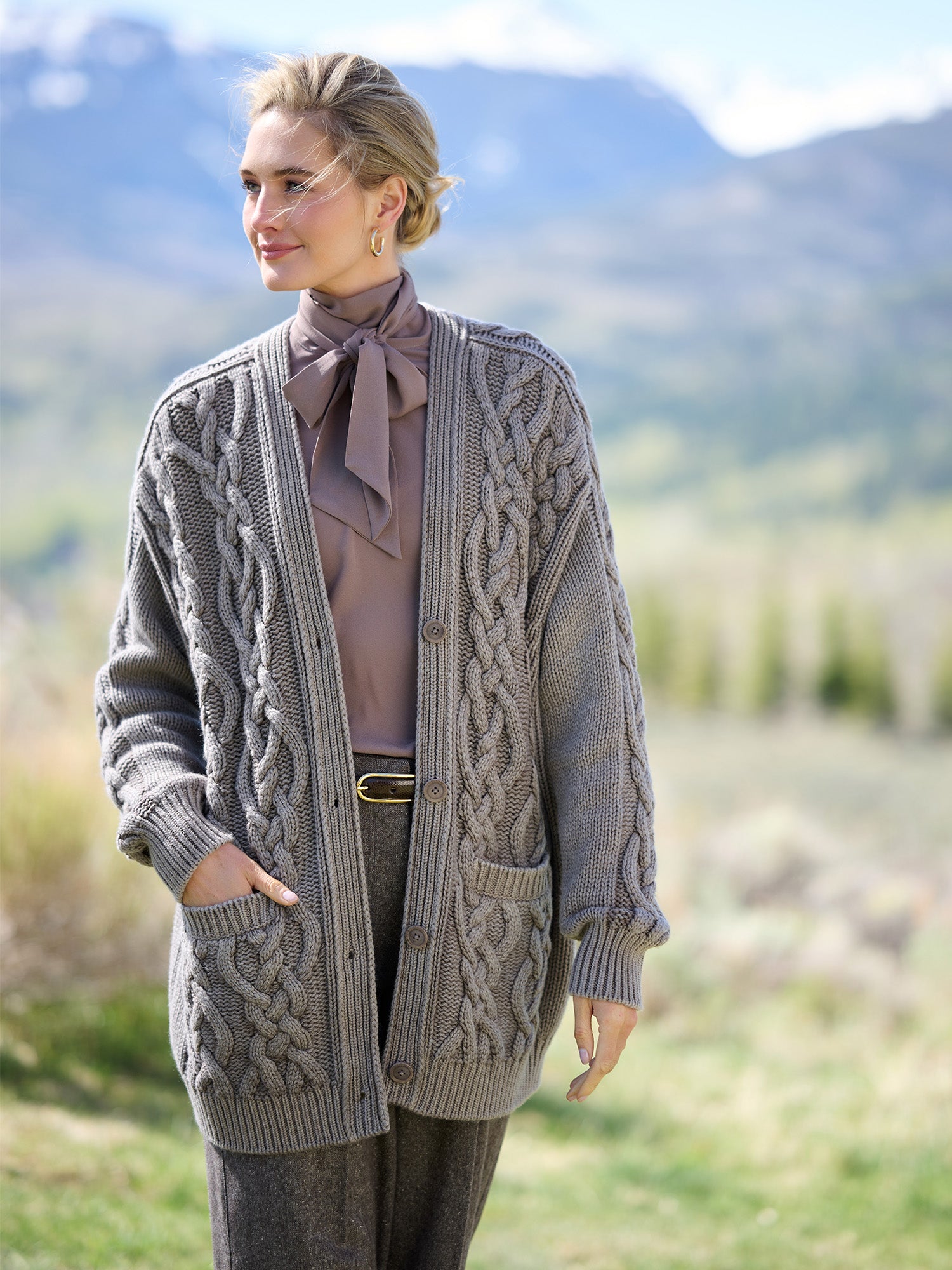 TAUPE
