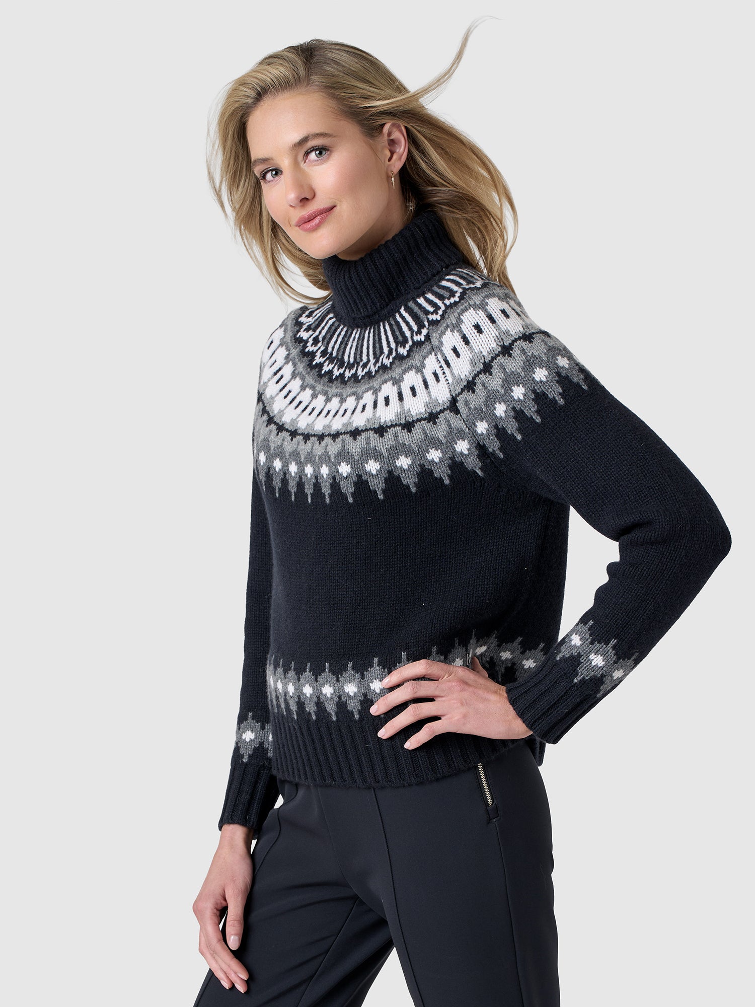 BLACK/GREY