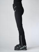 BLACK/BLACK