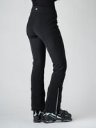 BLACK/BLACK