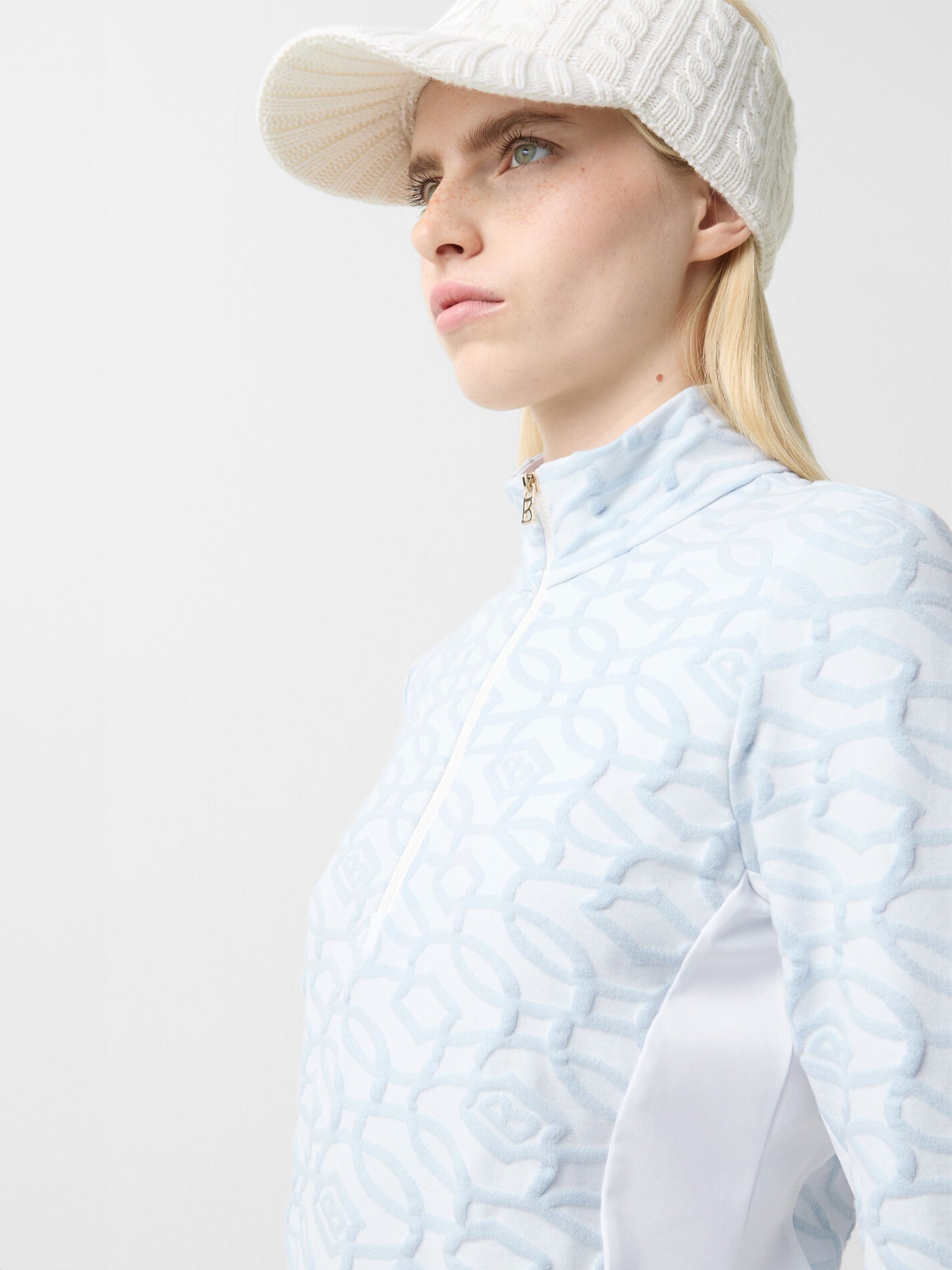 Jasmina Jacquard Jersey Tec Turtleneck – Gorsuch
