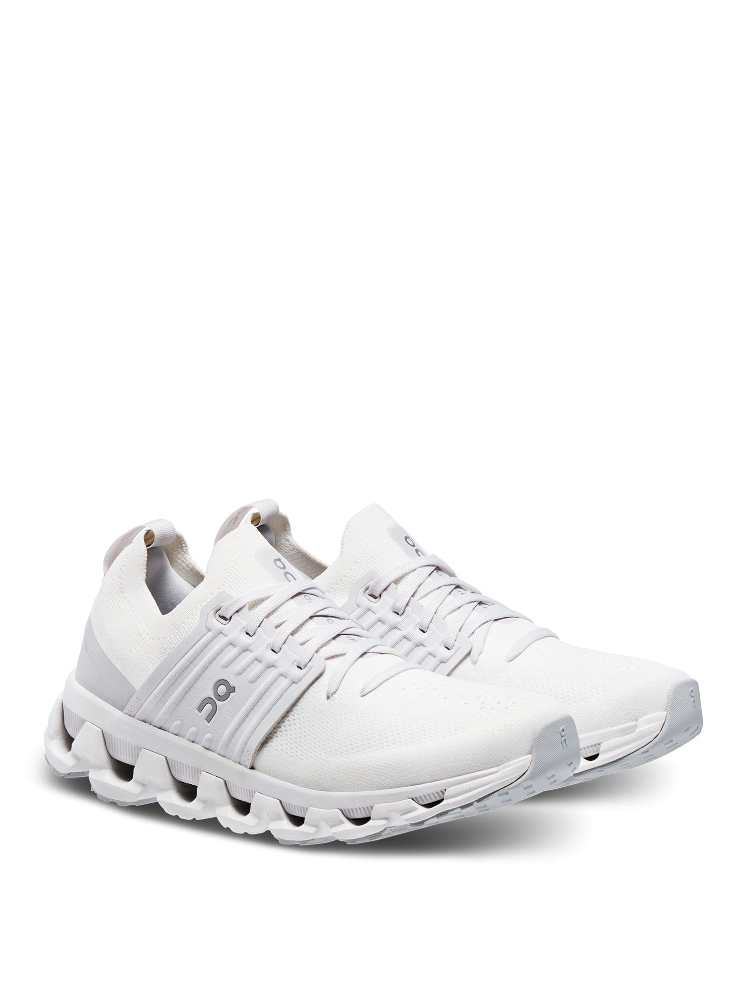 WHITE/FROST