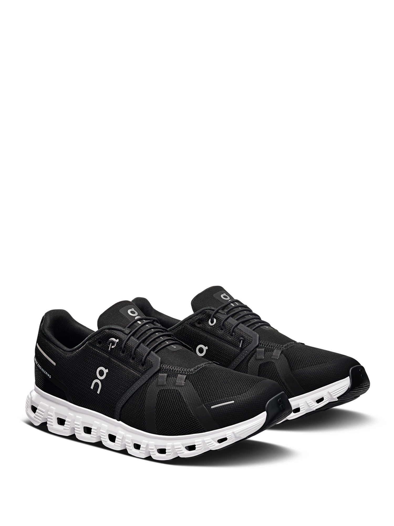 BLACK/WHITE