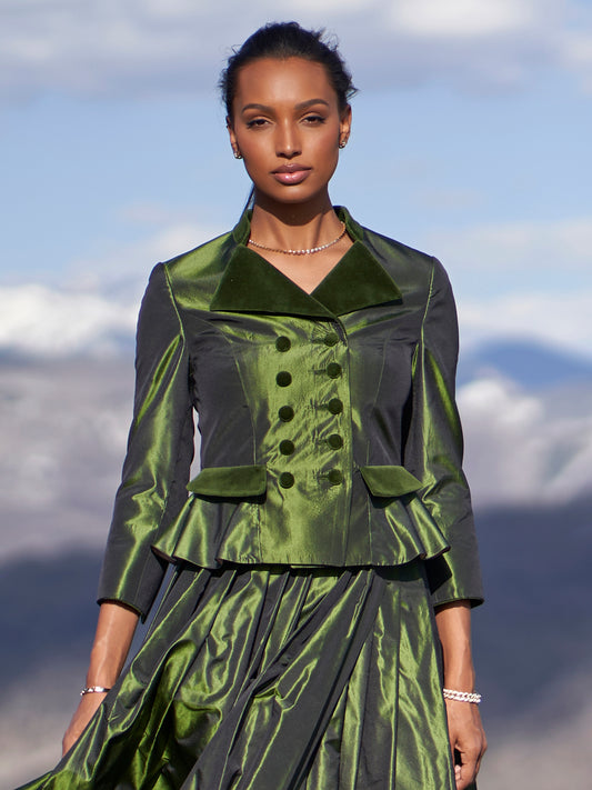 GREEN