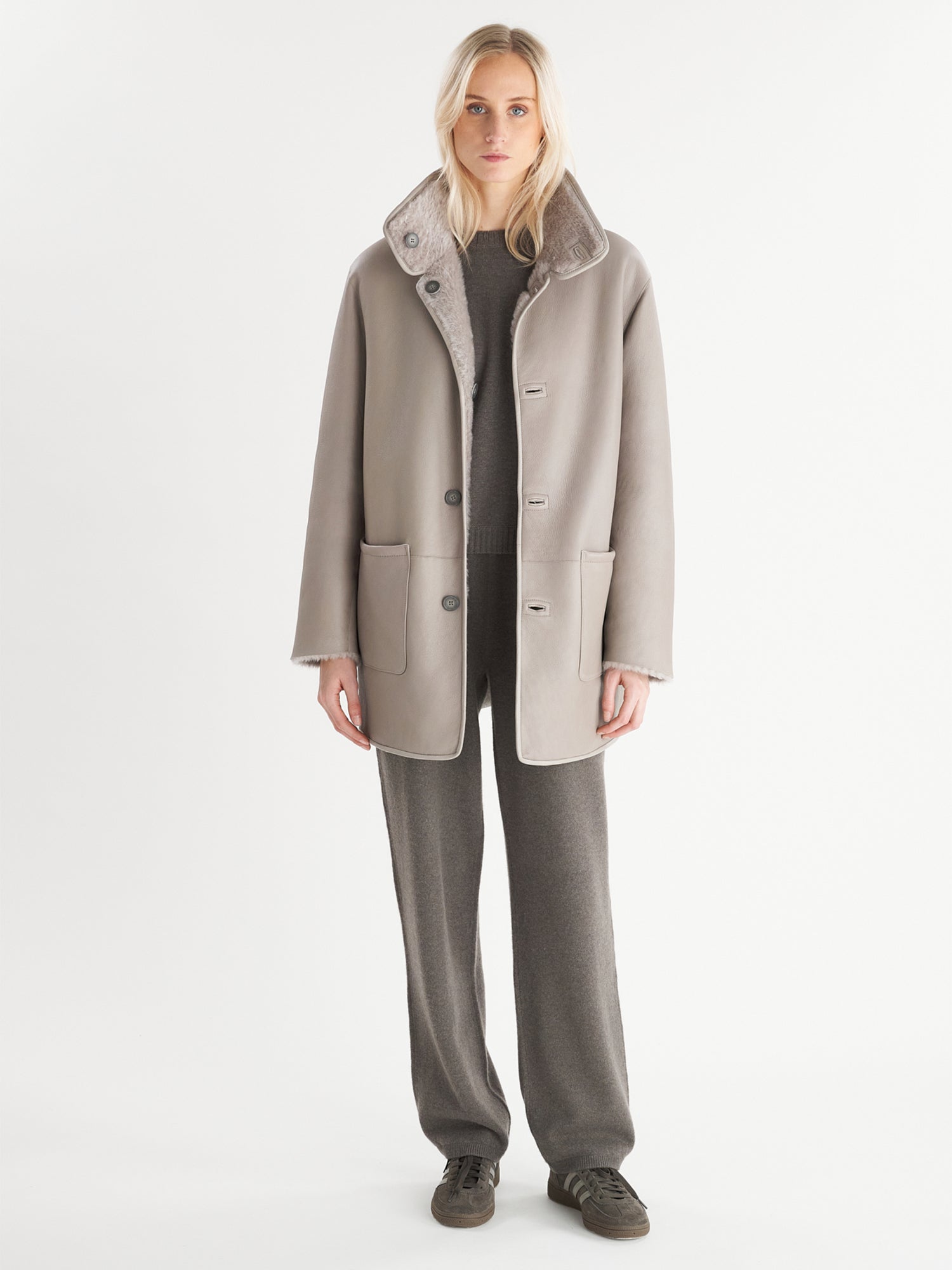 TAUPE