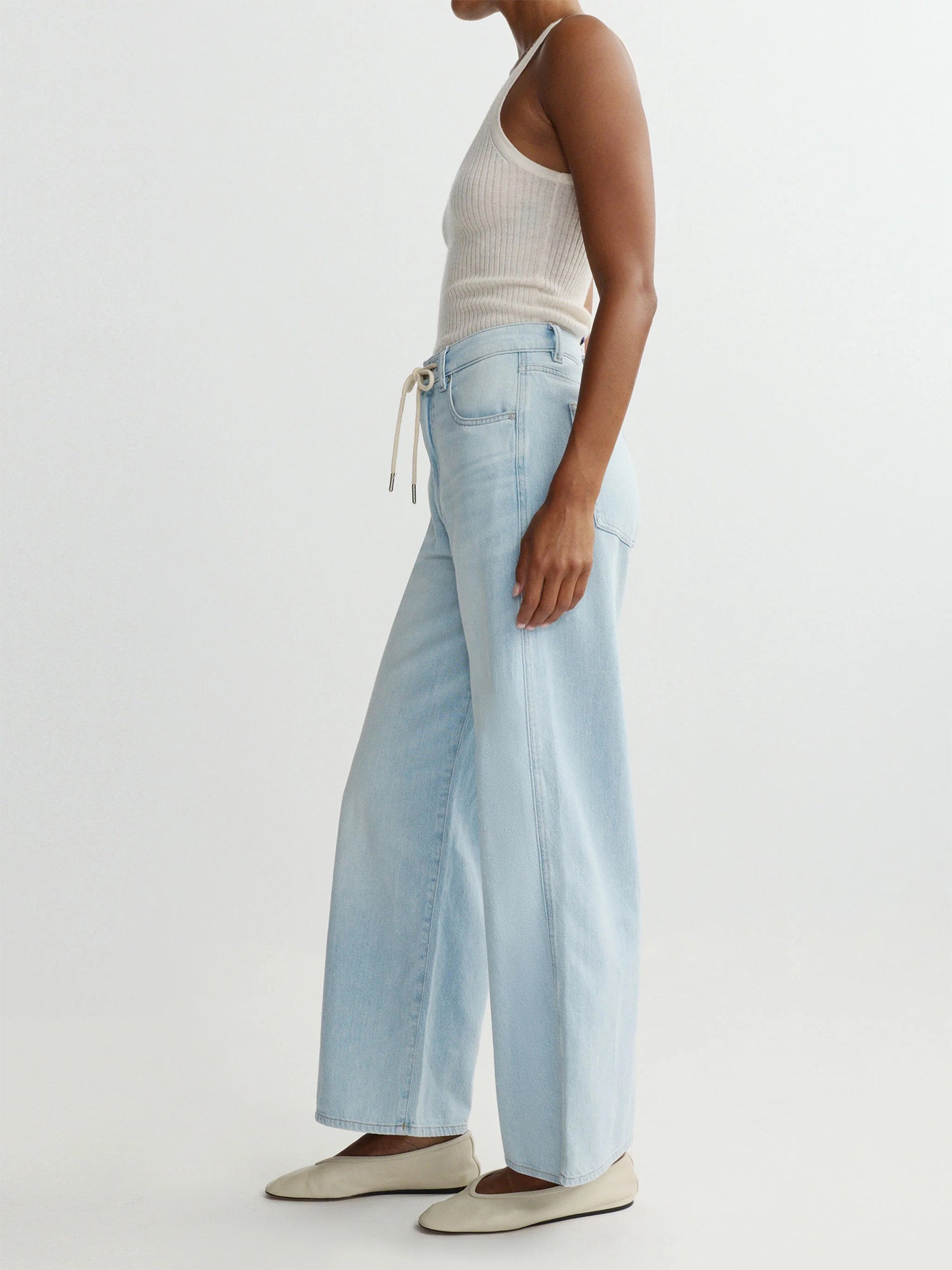 LIGHT BLUE DENIM