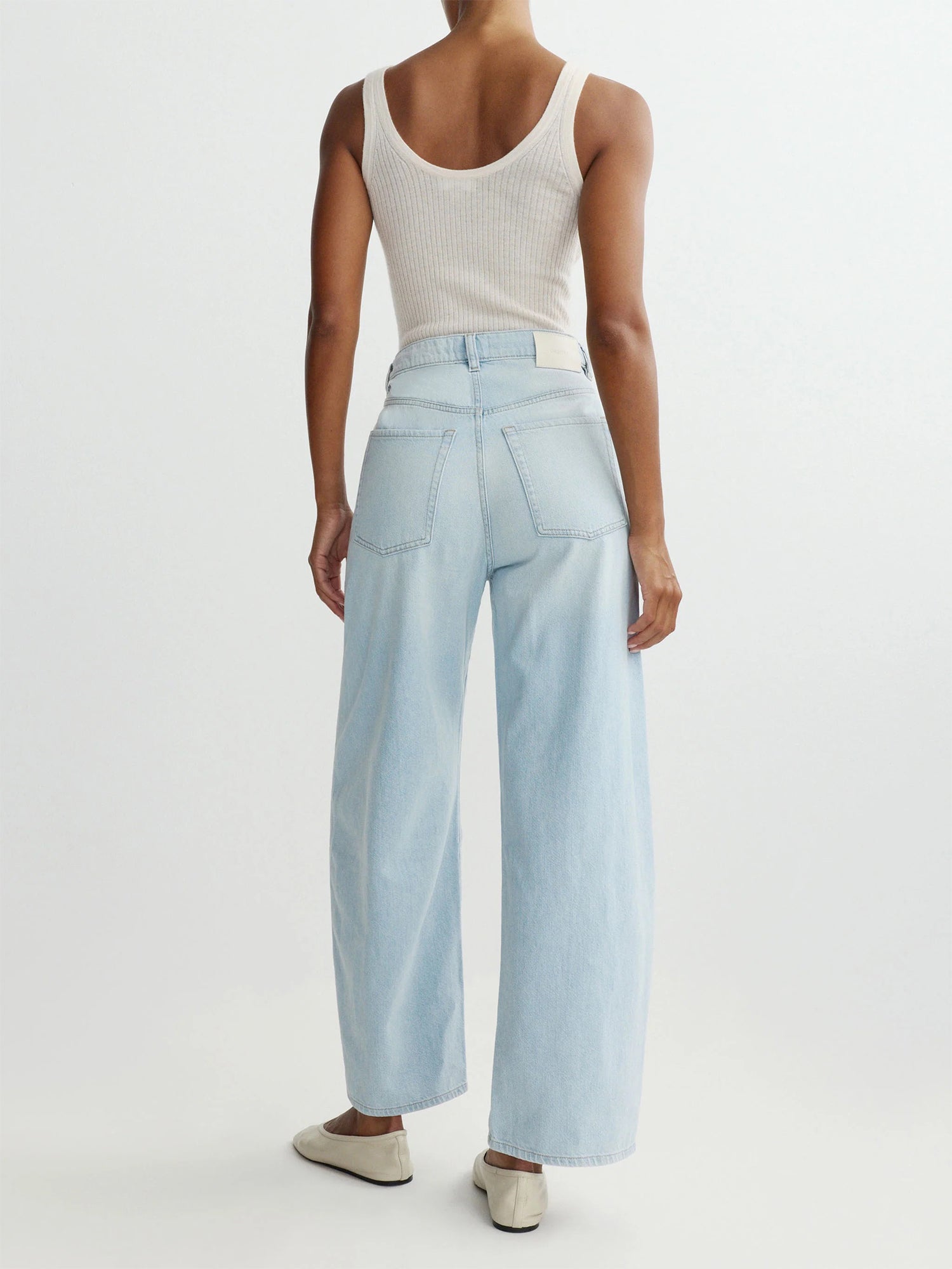 LIGHT BLUE DENIM