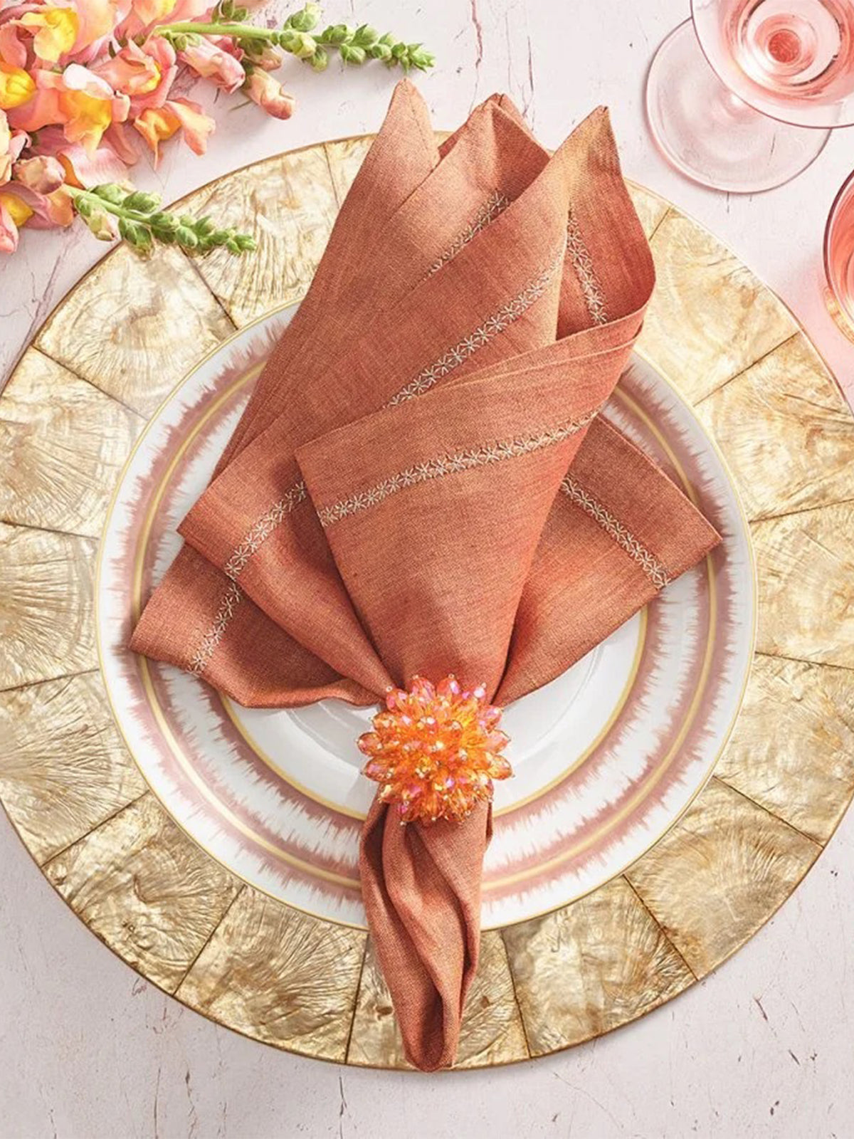 CHAMPAGNE