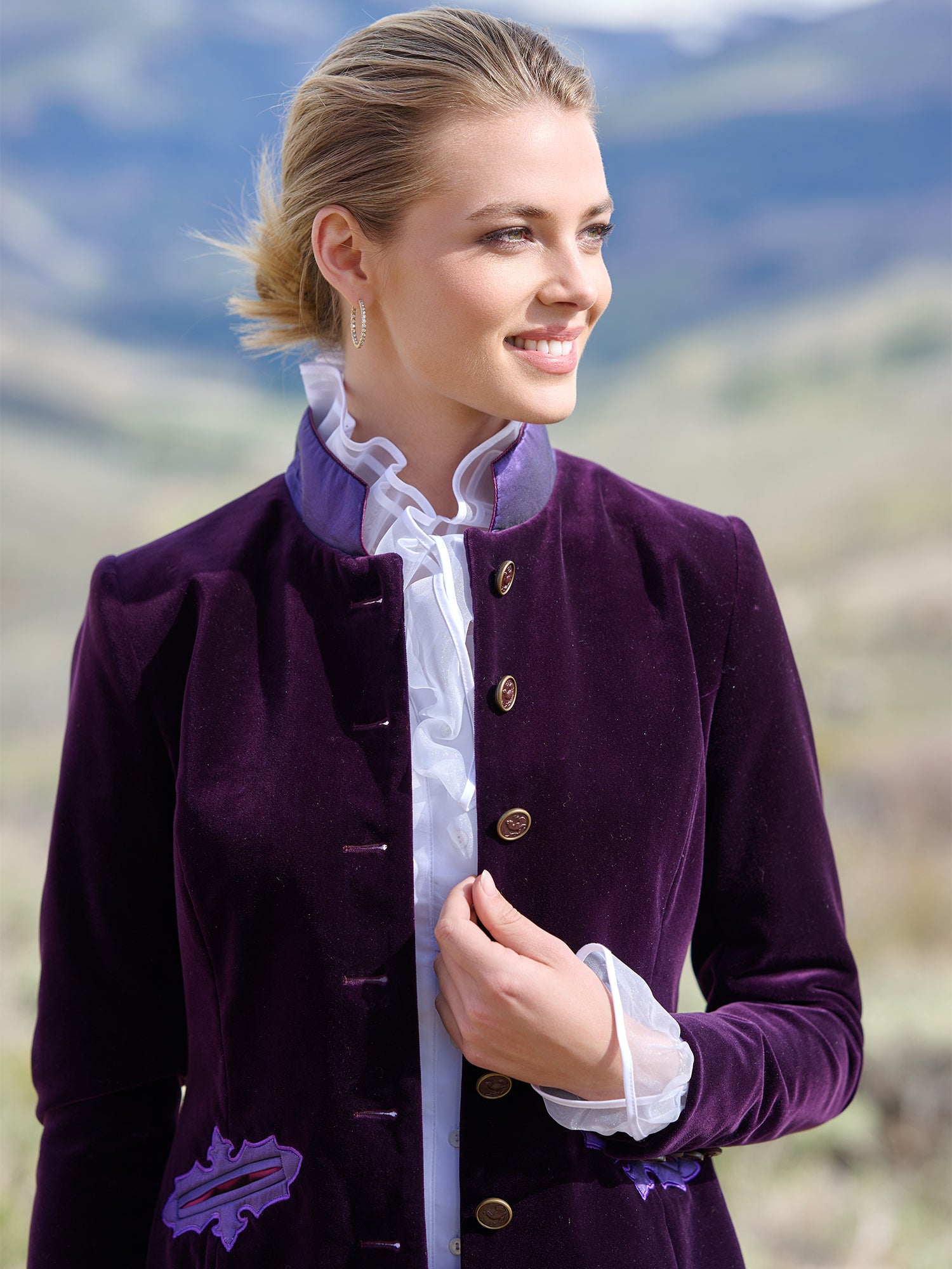 Inga Velvet Jacket – Gorsuch
