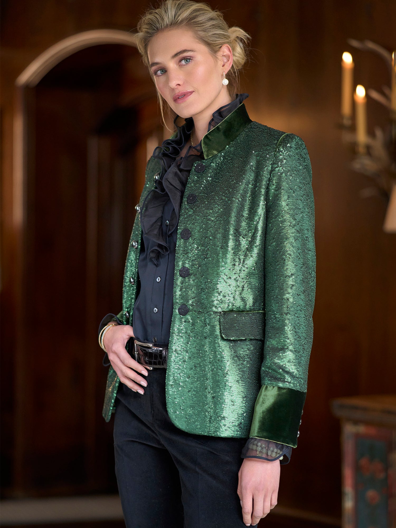 GREEN