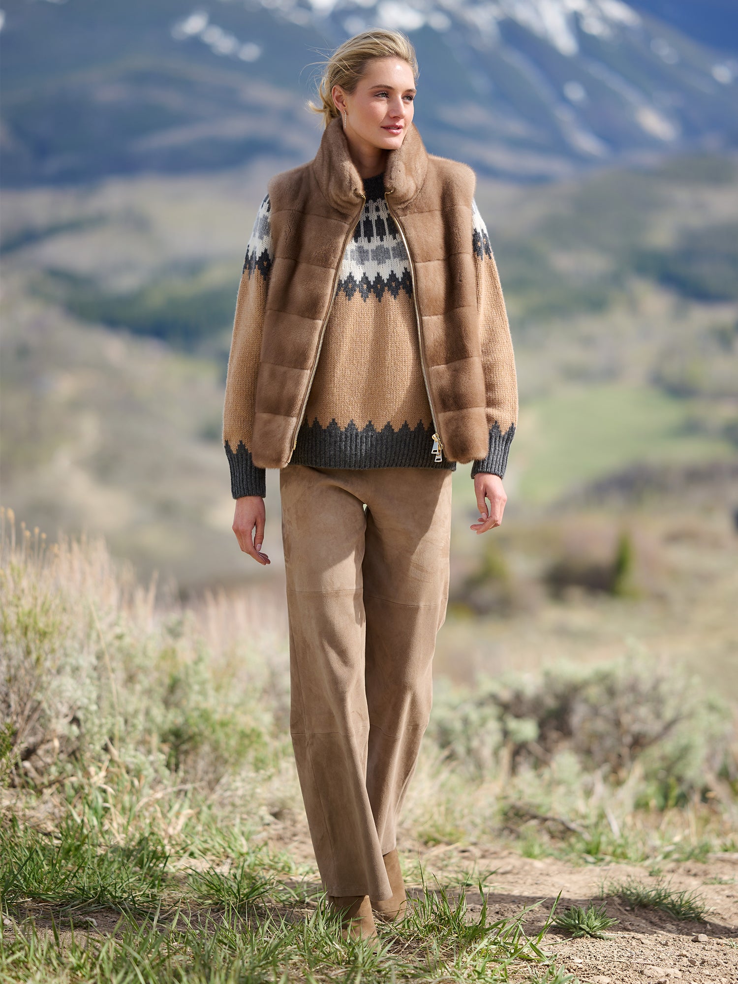 Sarah Mink Fur Vest – Gorsuch