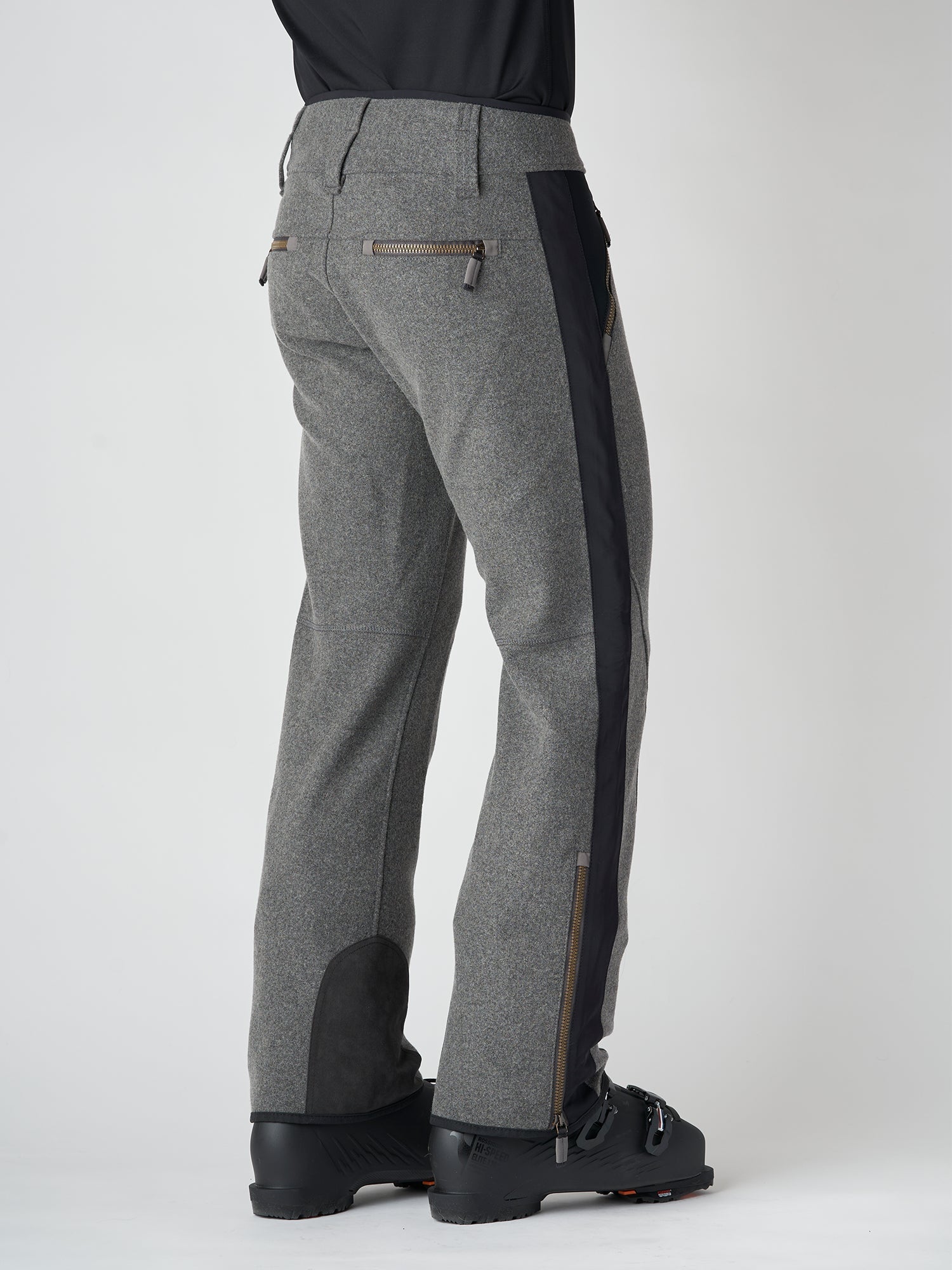 FLANNEL GREY