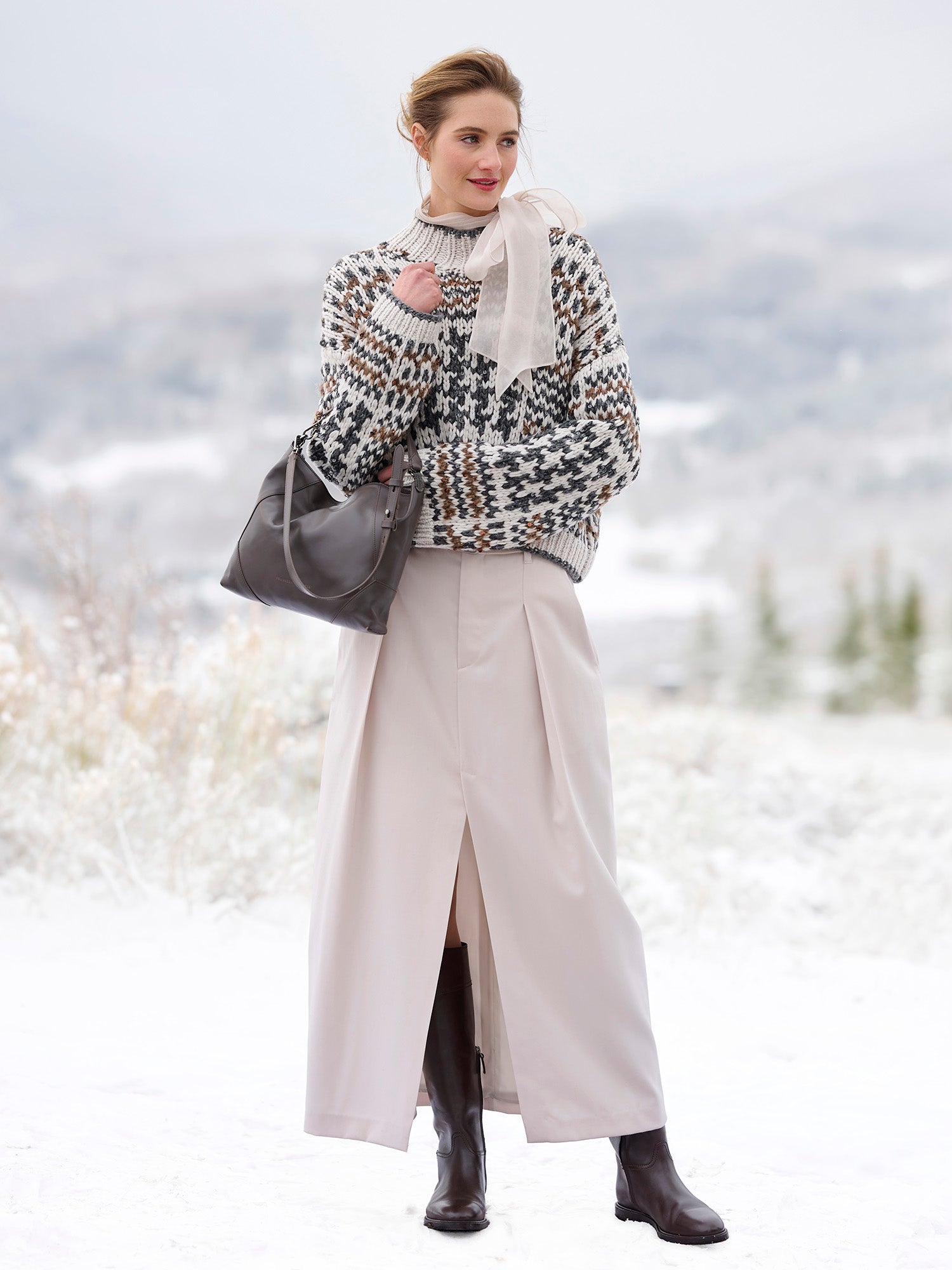 LOHEN shoulder tack blouse グレー 2024AW PRE ORDER】SHOULDER TACK BLOUSE – LOHEN