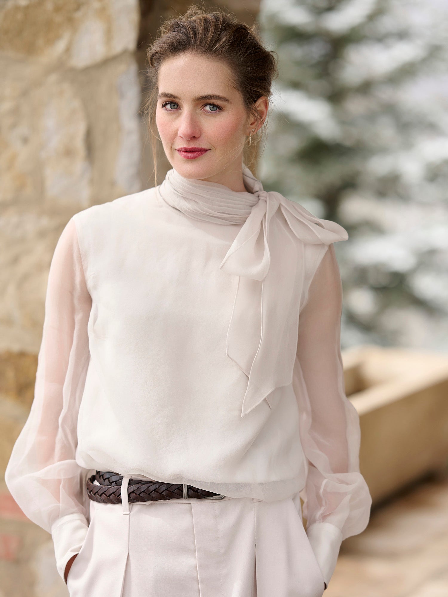 LOHEN shoulder tack blouse グレー 2024AW PRE ORDER】SHOULDER TACK BLOUSE – LOHEN