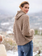 LIGHT BROWN