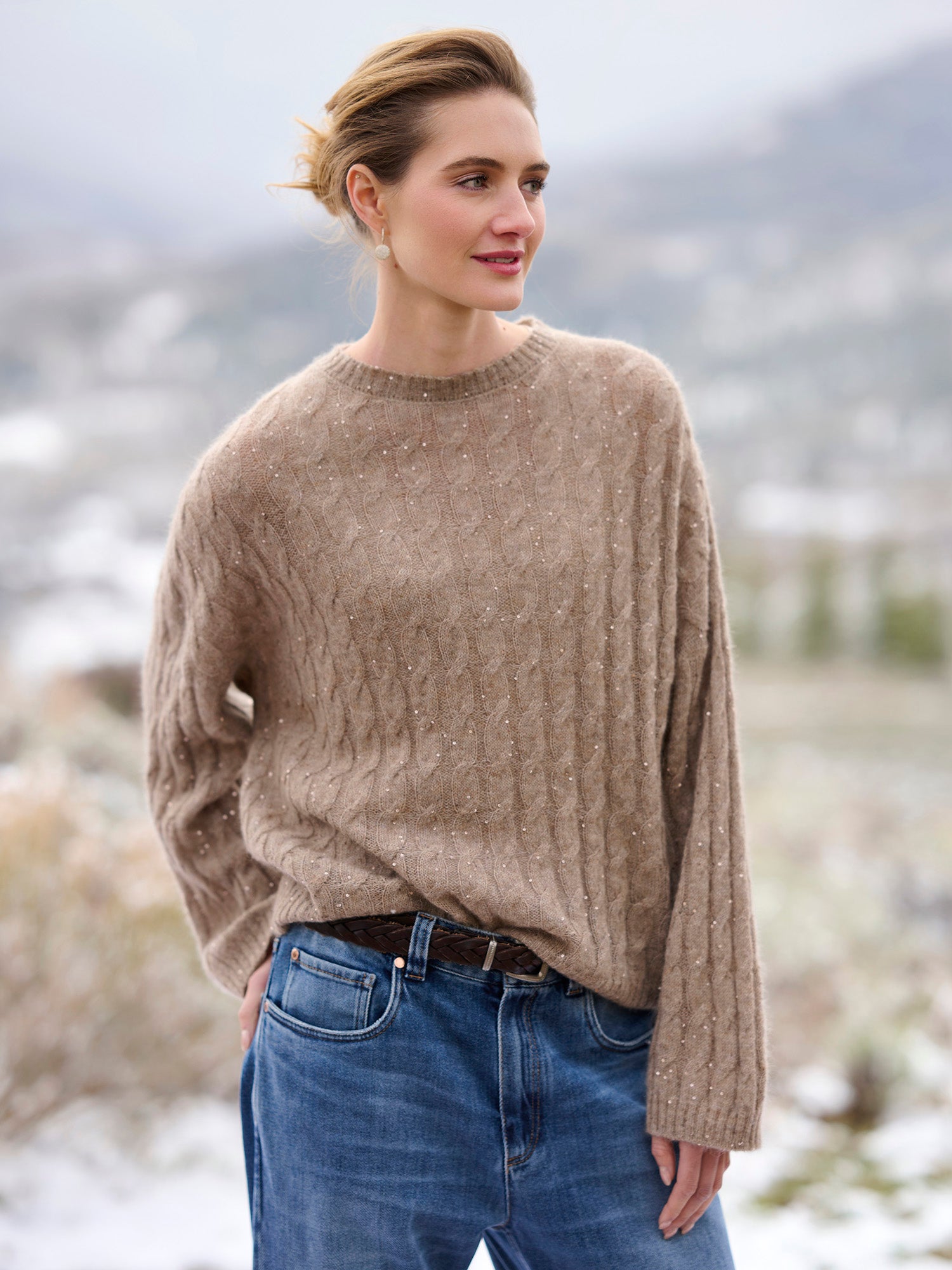LIGHT BROWN