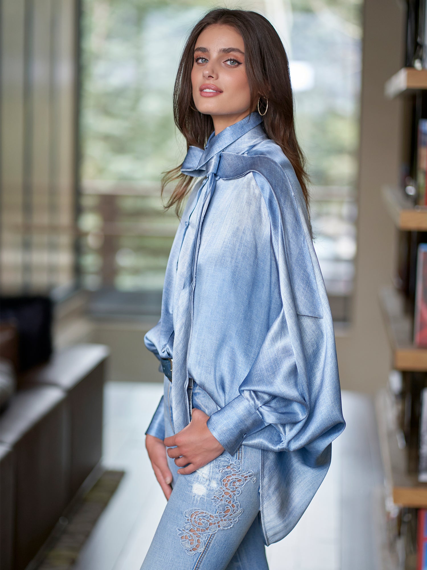 LIGHT BLUE