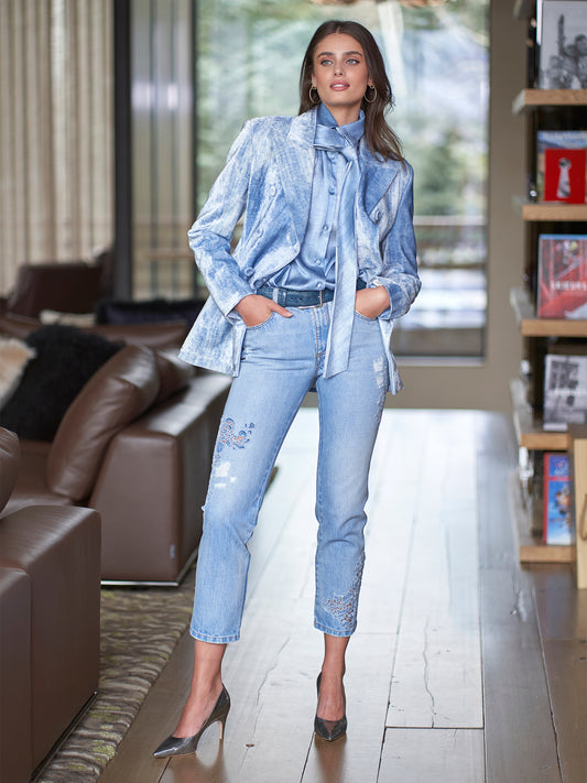Sanna Embroidered Boyfriend Jean