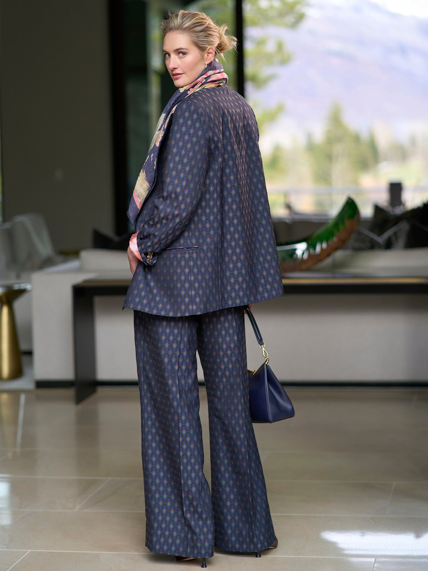 Remi Floral Jacquard Pant – Gorsuch
