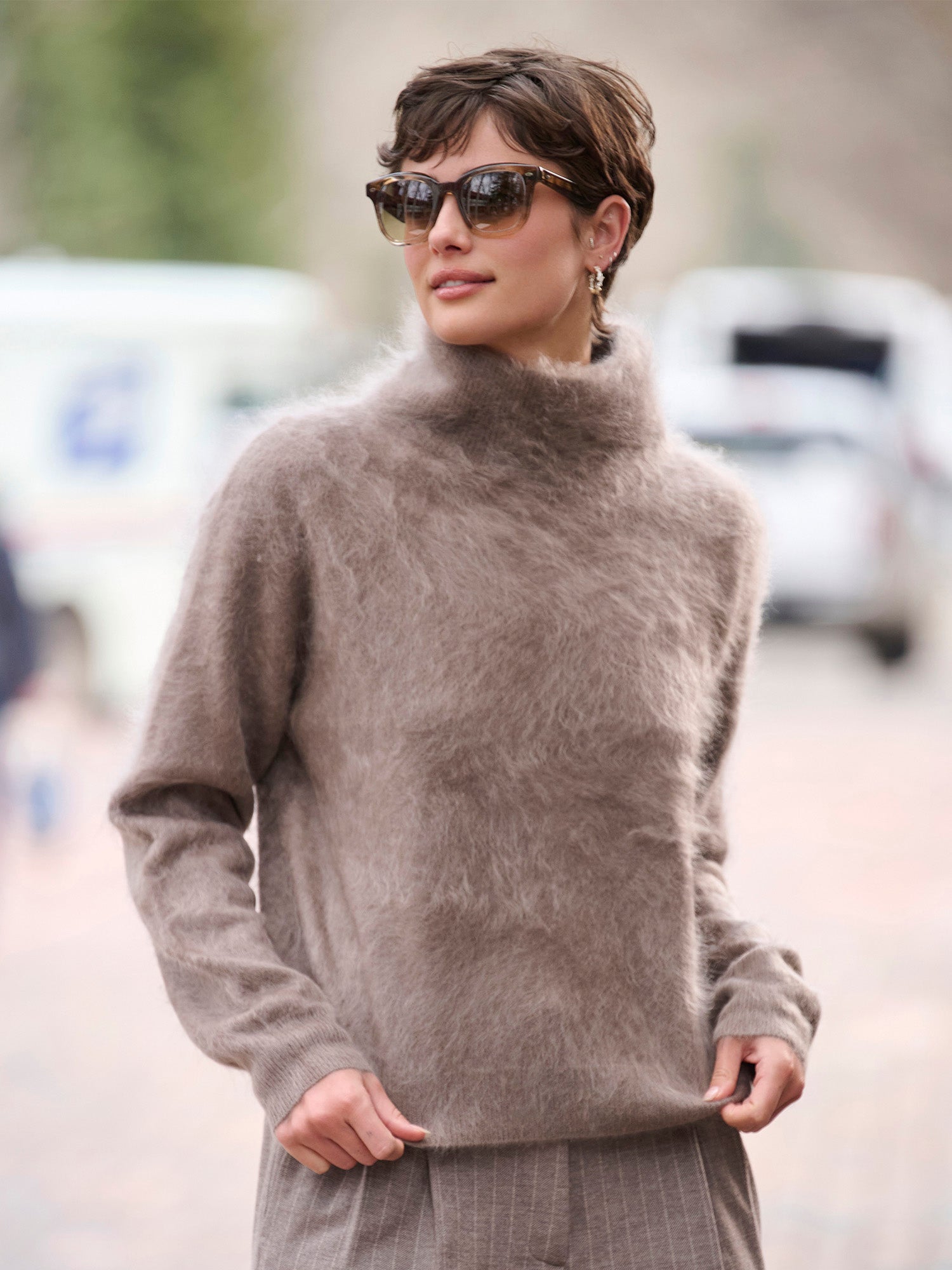 TAUPE