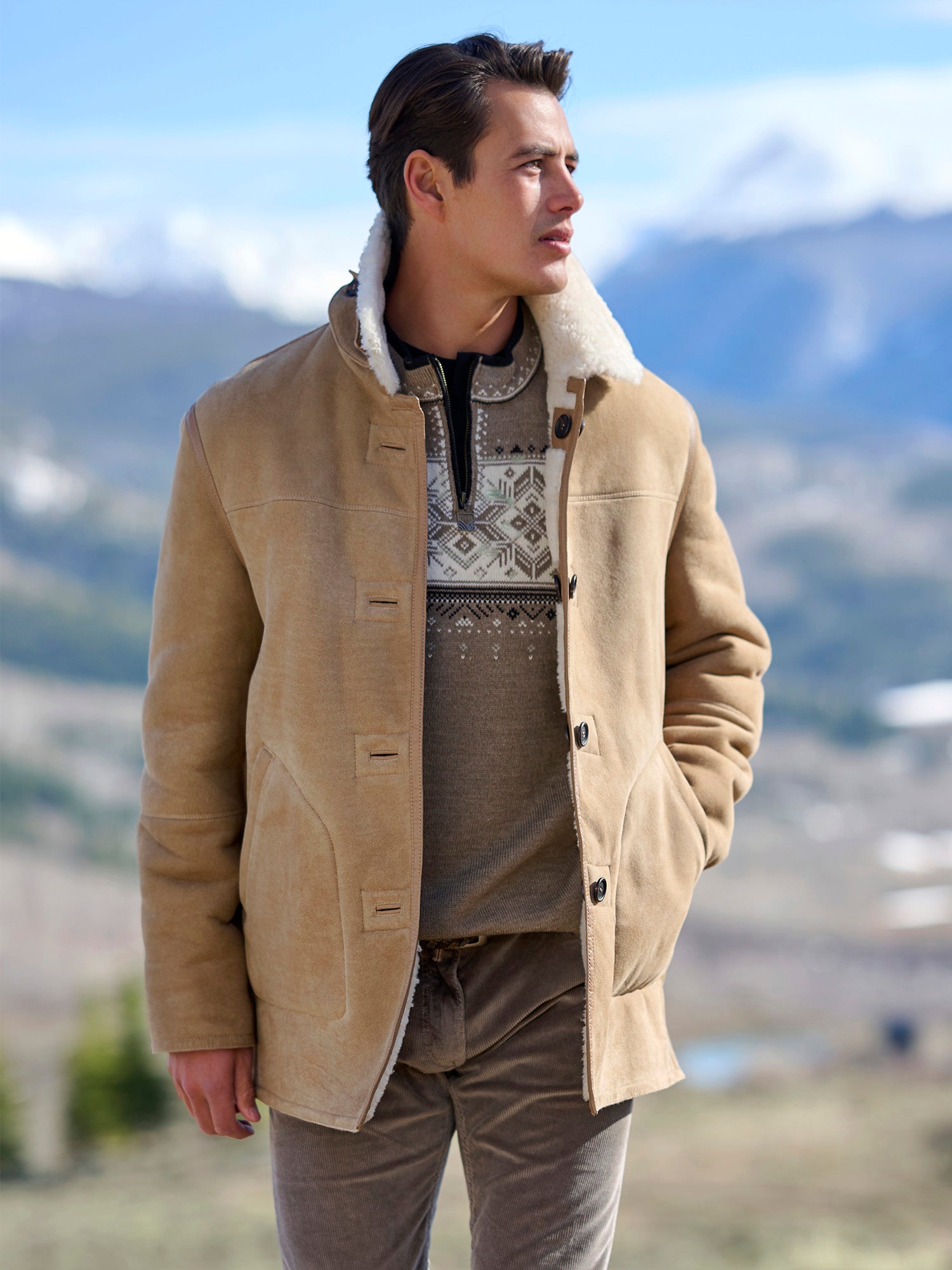 BEIGE