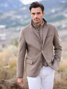 TAUPE