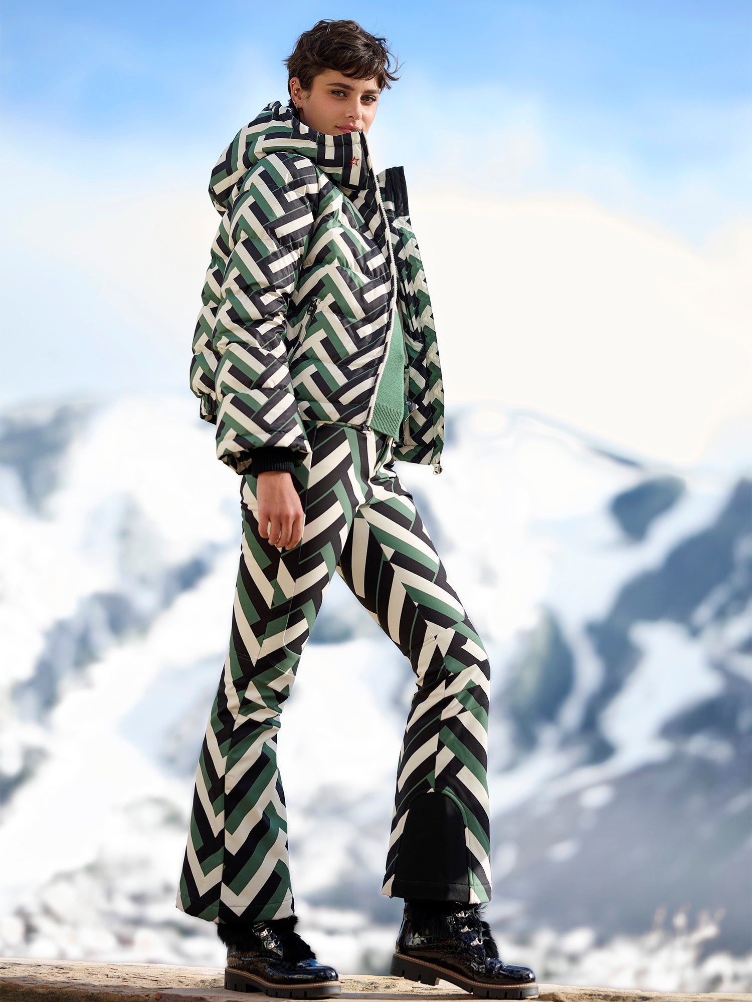 Chevron Polar Flare Down Ski Jacket – Gorsuch