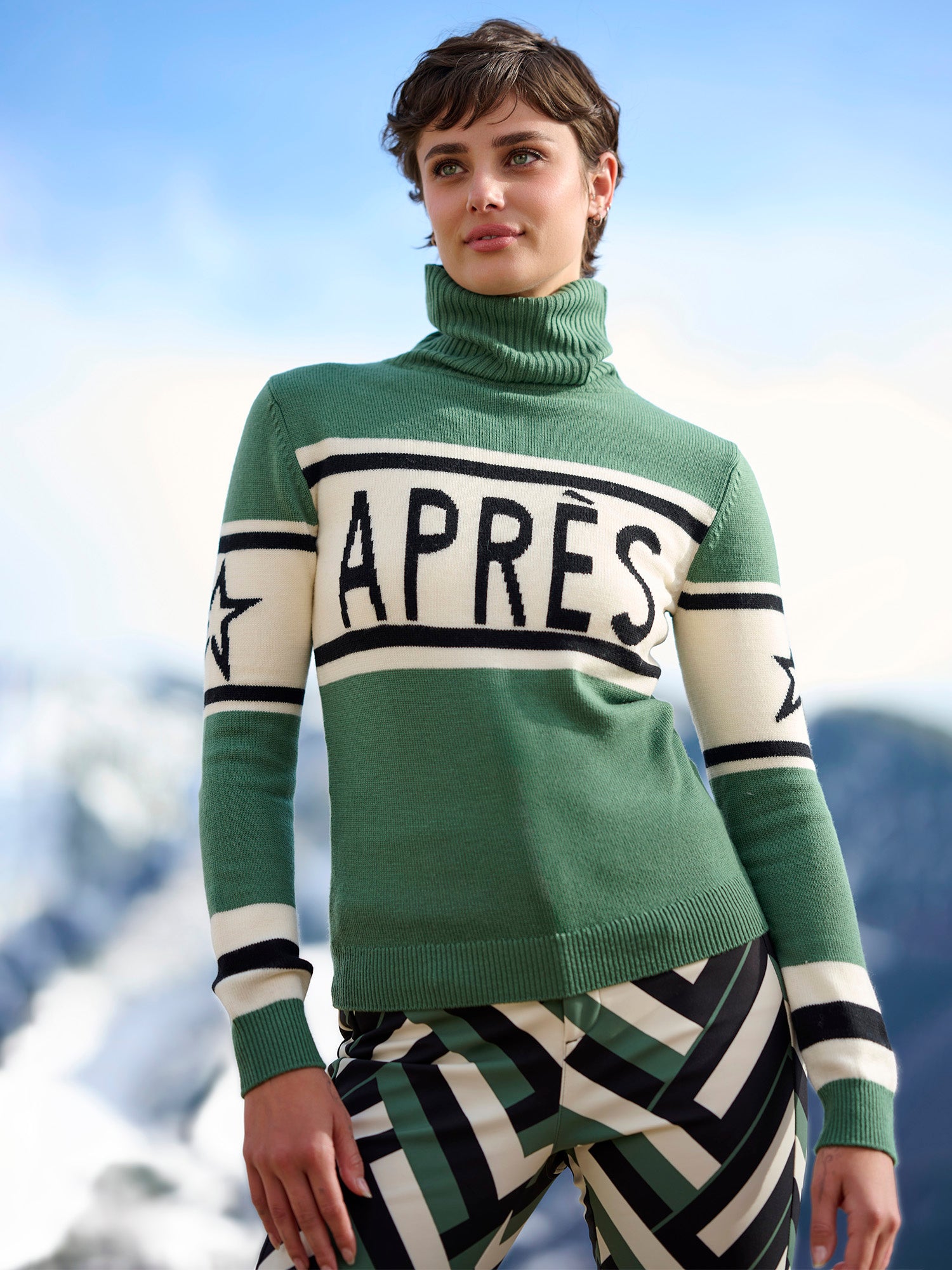 GREEN