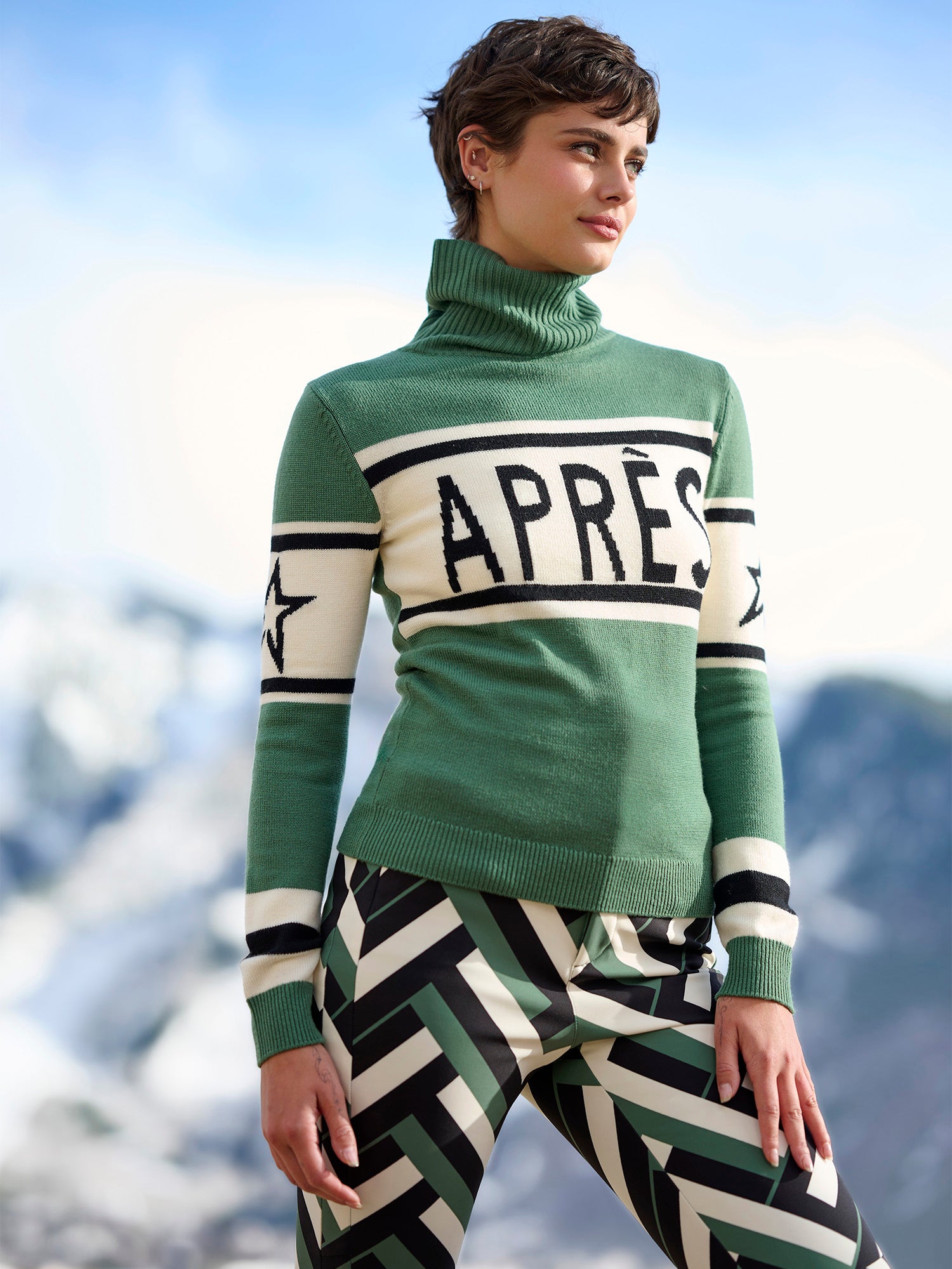 GREEN