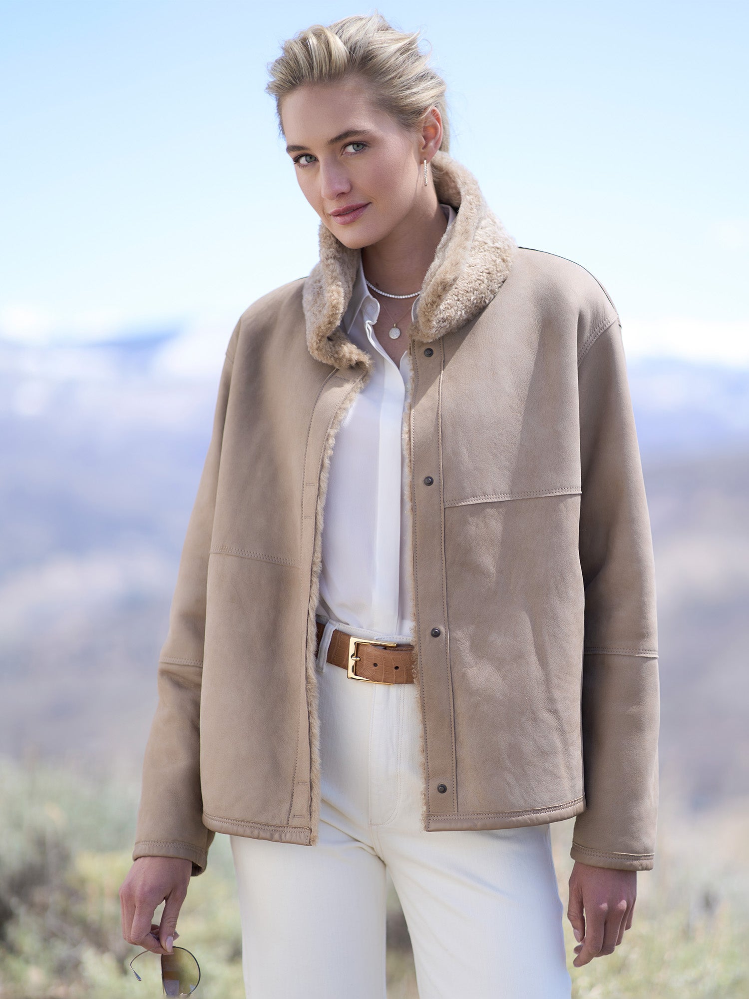 Dolly Reversible Curly Lamb Coat – Gorsuch