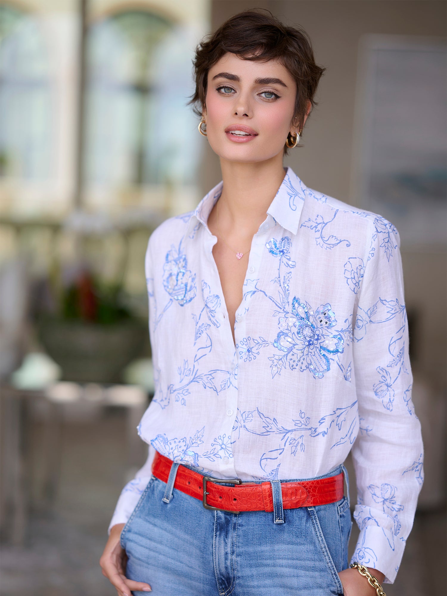 WHITE/BLUE
