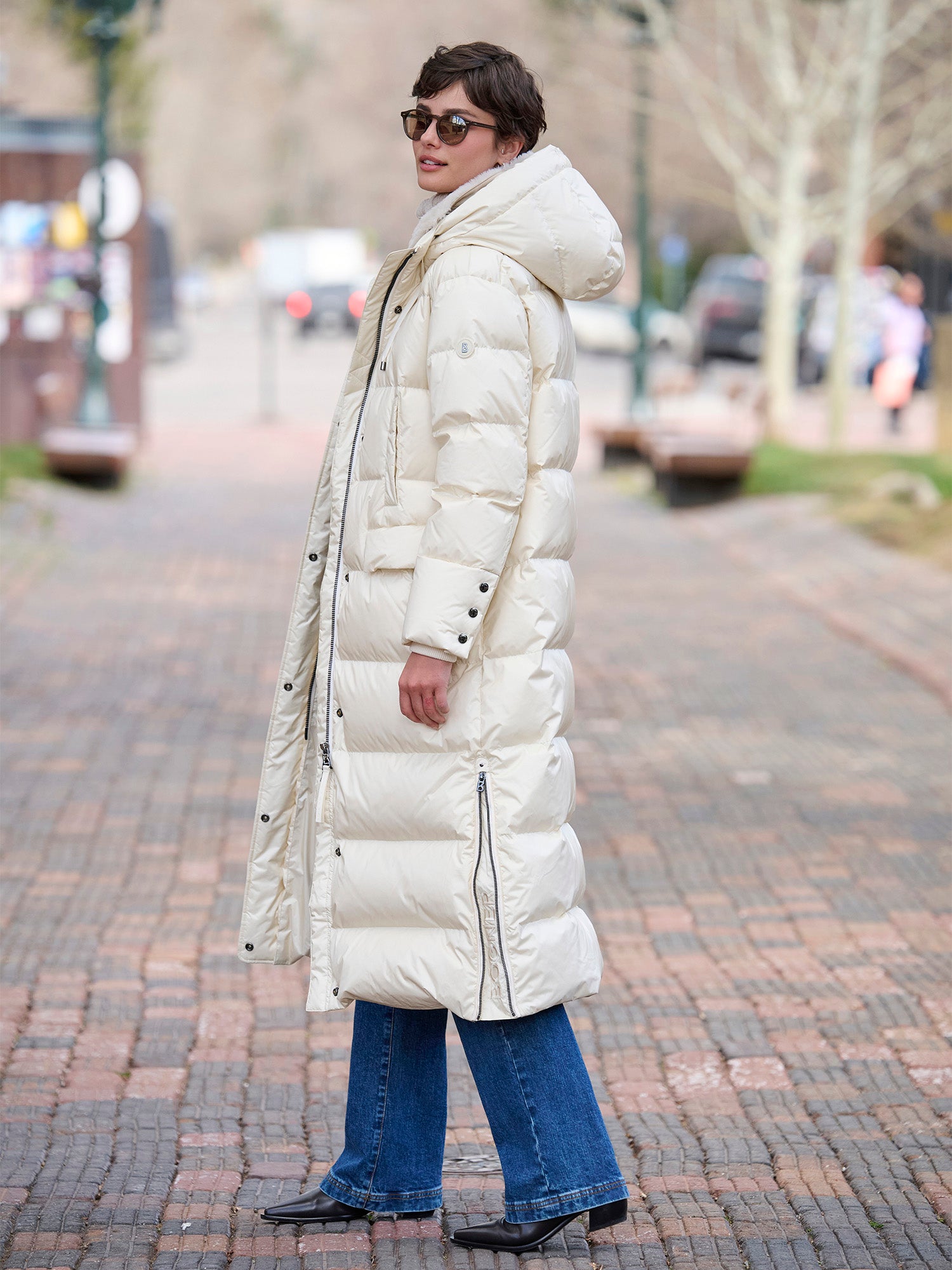 IVORY