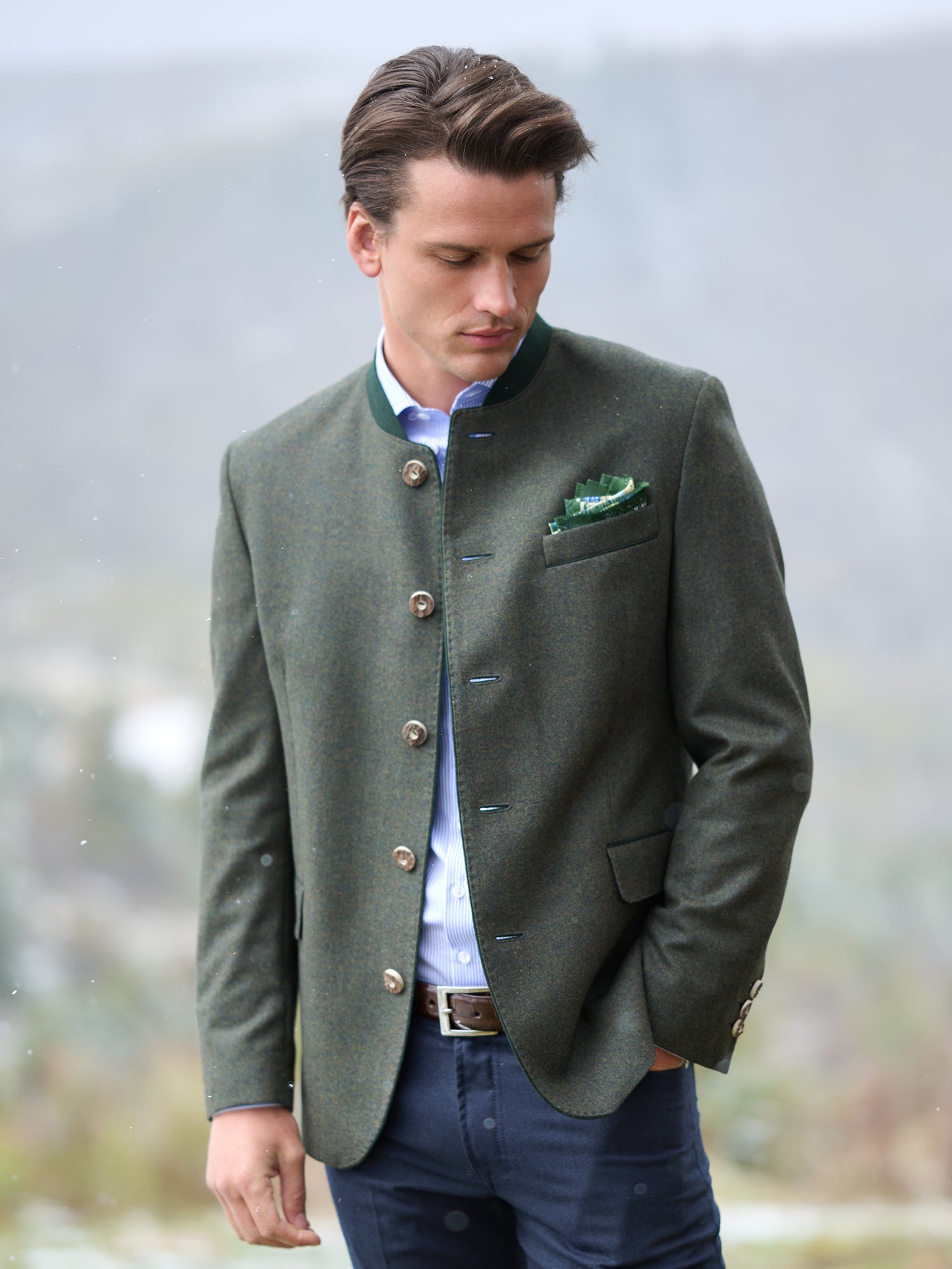 DARK GREEN