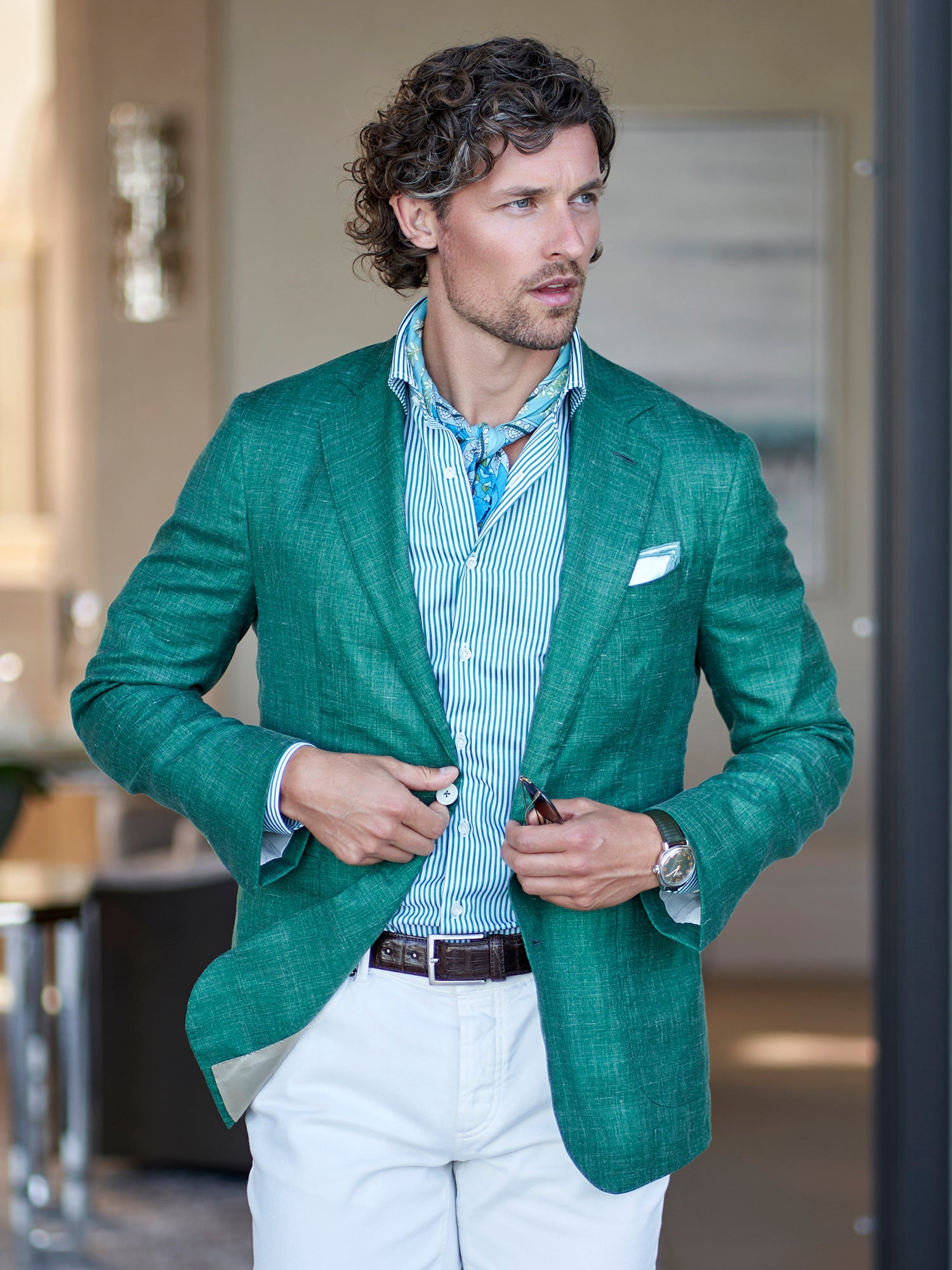 GREEN
