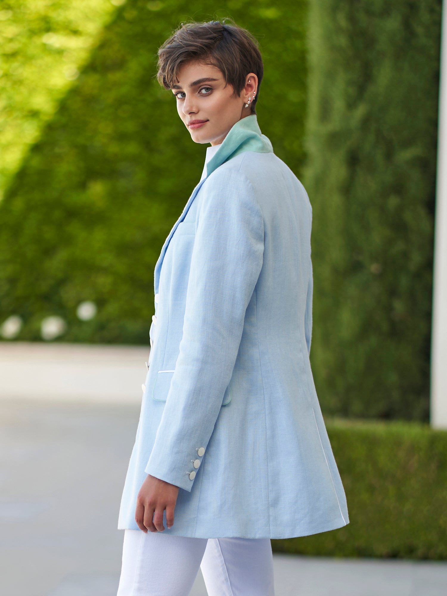 LIGHT BLUE