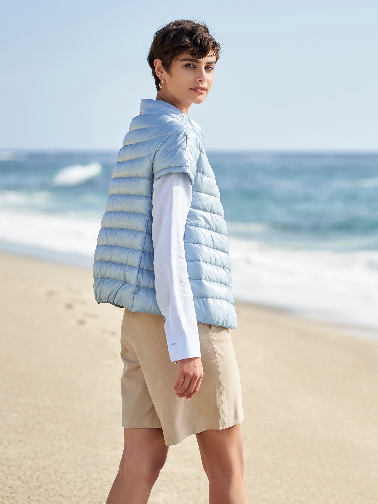 LIGHT BLUE