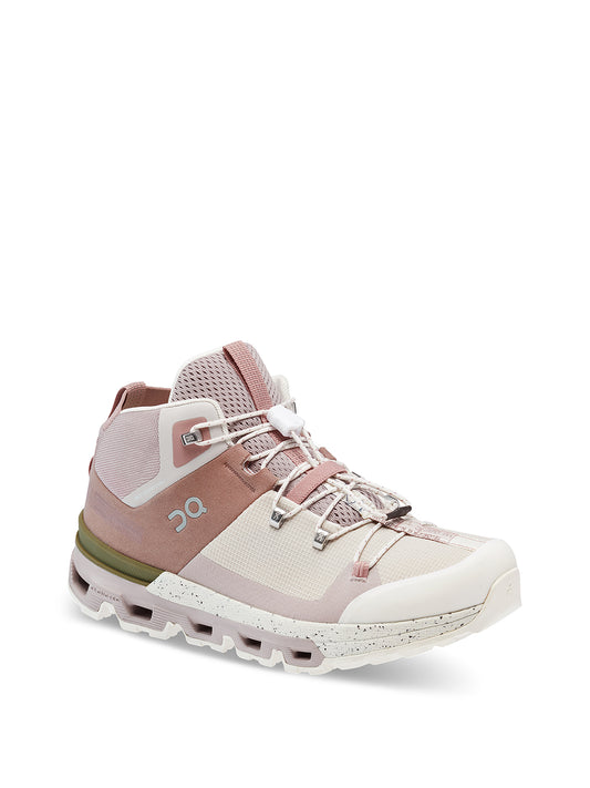 W Cloudtrax