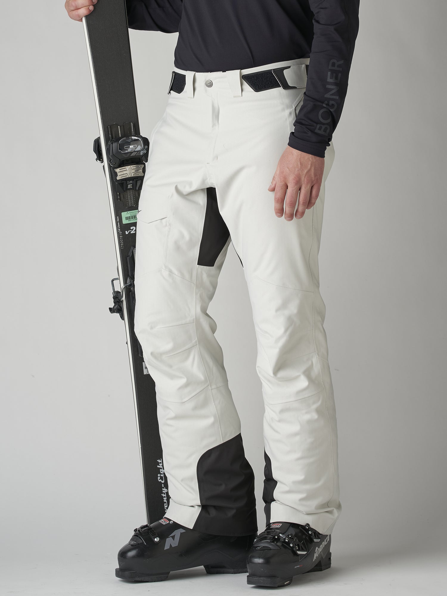 WARM WHITE