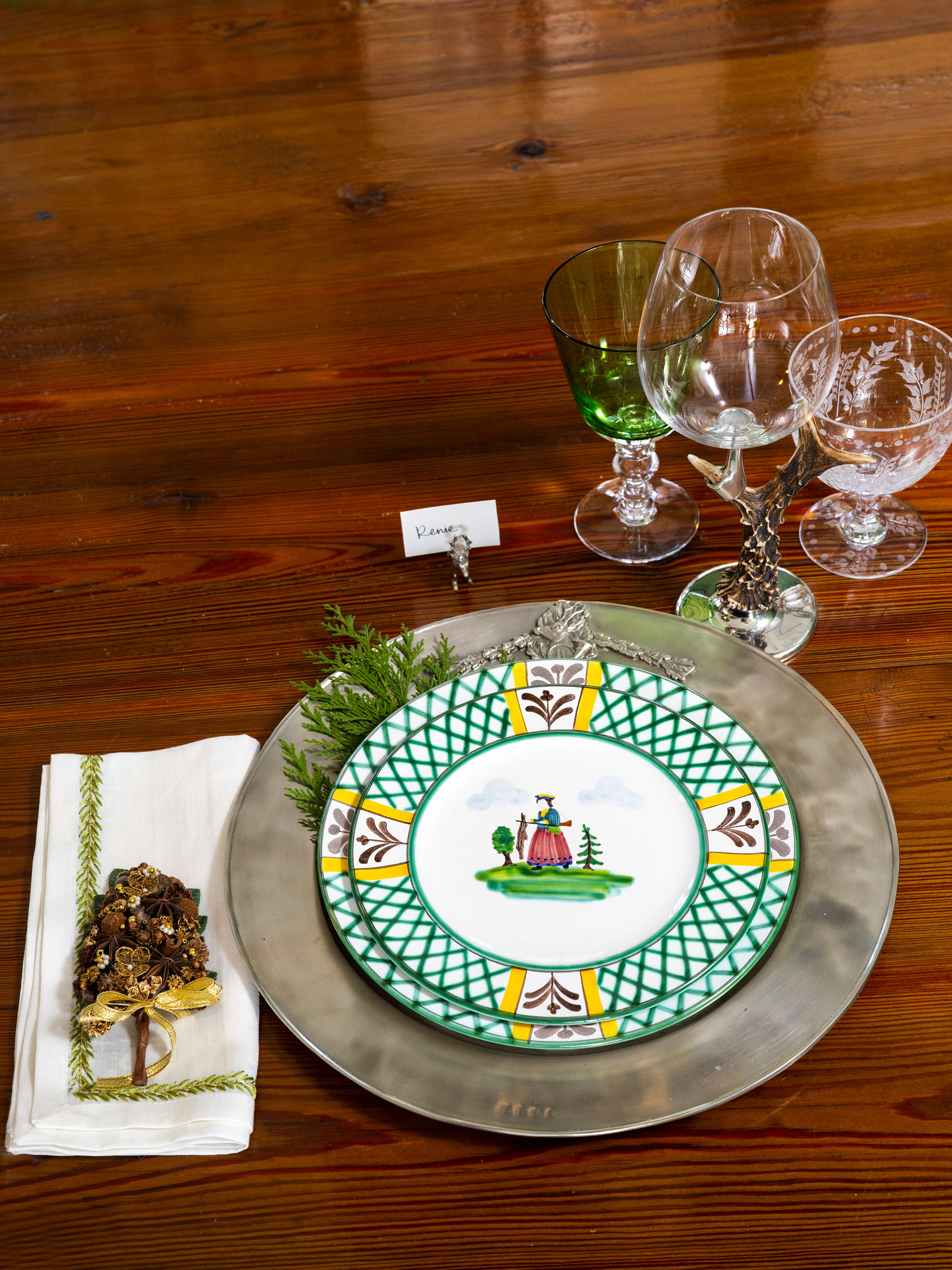 Hunter Dinner Plate – Gorsuch