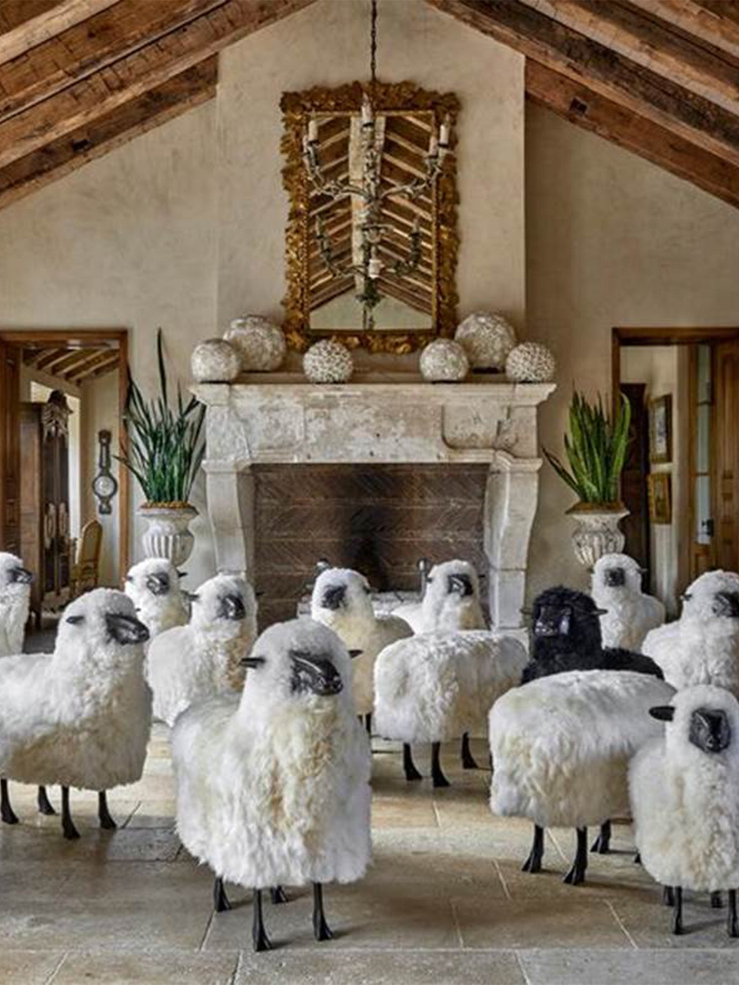 Large Shearling Sheep In Dark Bronze – Gorsuch