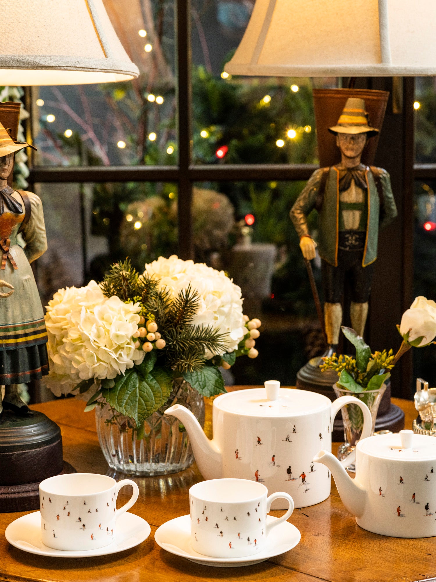 Skier Cup And Saucer – Gorsuch