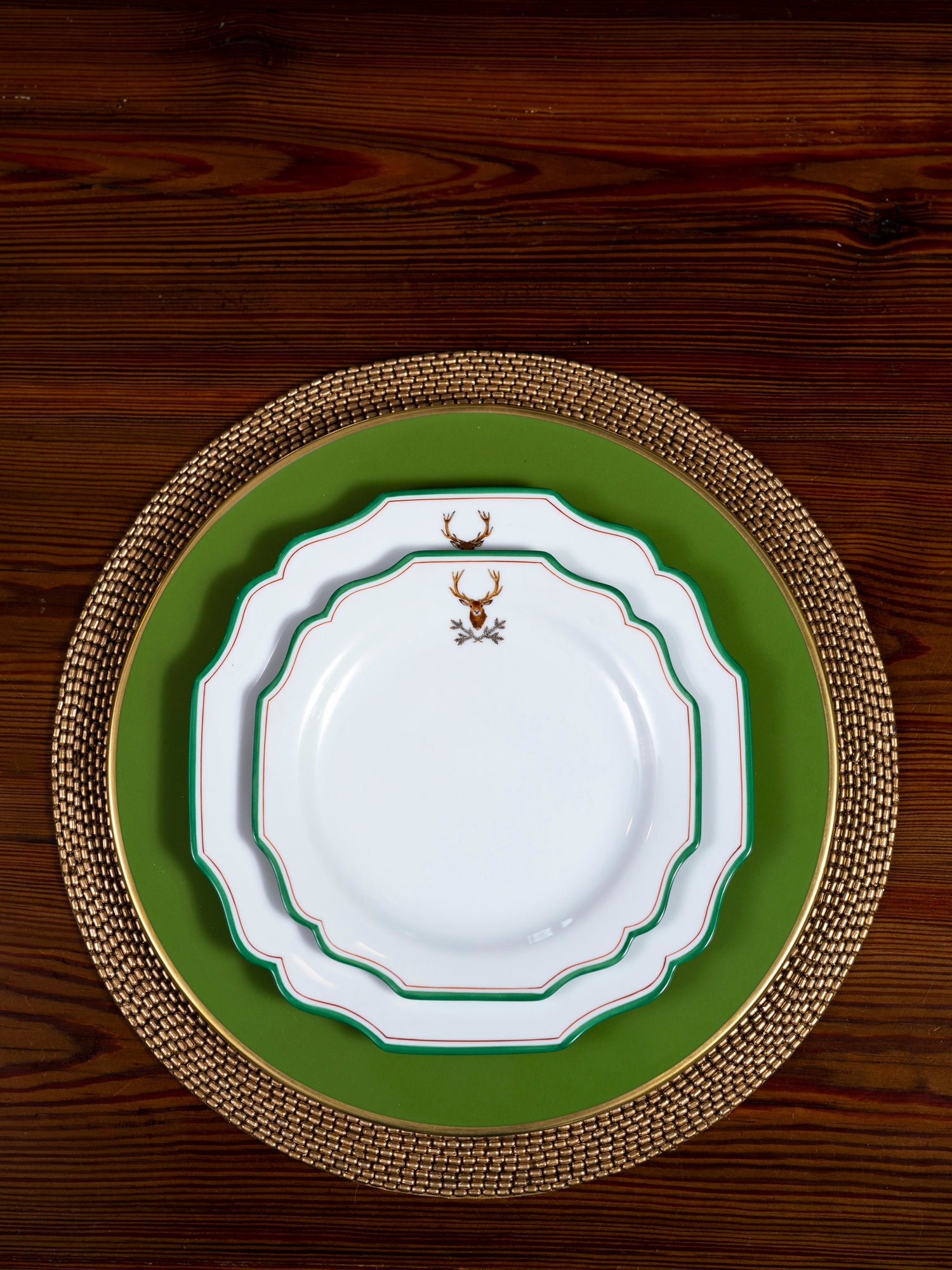 GREEN